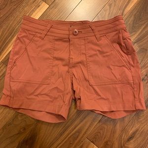 Women’s Prana rust colored shorts size 0